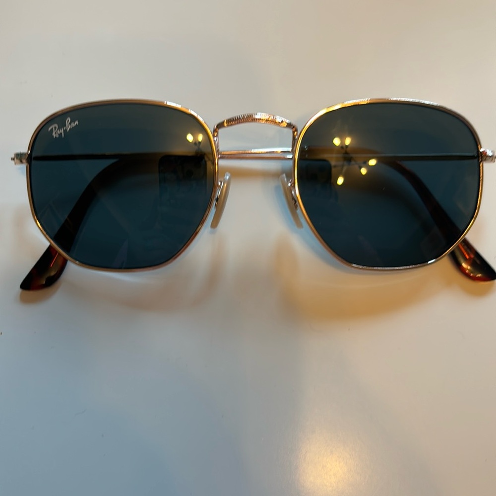 Ray-Ban Hexagonal Black Lens /Gold Frame RB3548 Standard Size